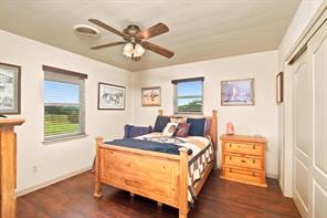5609 Fm 126 - Photo 18