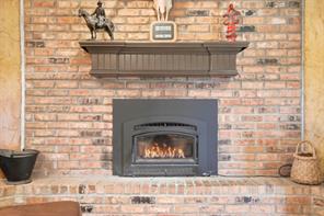 5609 Fm 126 - Photo 26