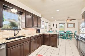 5609 Fm 126 - Photo 3