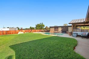 5609 Fm 126 - Photo 31