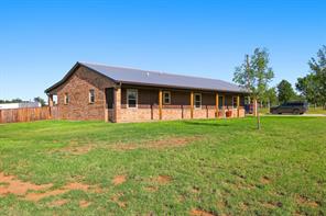 5609 Fm 126 - Photo 35