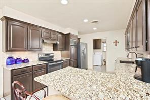 5609 Fm 126 - Photo 6