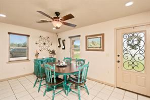 5609 Fm 126 - Photo 8