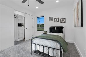 128 N Osborn Street - Photo 12