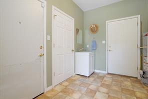 1091 Cedar Hills Drive - Photo 21