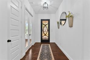 300 Seacross Court - Photo 3
