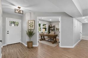 1815 Wellington Court - Photo 3