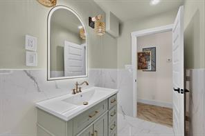 10520 Lippitt Avenue - Photo 17