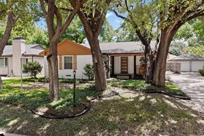 10520 Lippitt Avenue - Photo 2