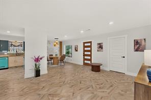 10520 Lippitt Avenue - Photo 8