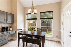 1720 Endicott Drive - Photo 11