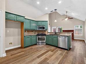 7808 Anchor Street - Photo 11