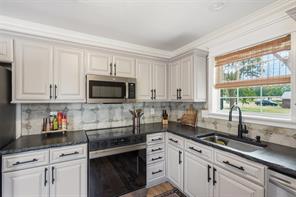 986 Eagles Way - Photo 28