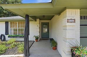 986 Eagles Way - Photo 3