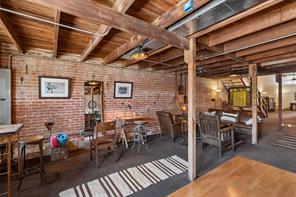 118 W Grand Street - Photo 22