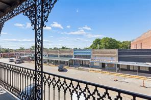 118 W Grand Street - Photo 36