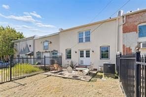118 W Grand Street - Photo 39