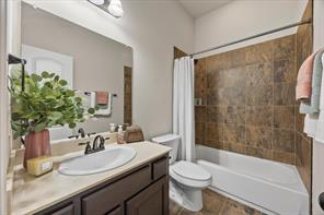1507 Firenza Court - Photo 24