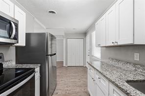 3004 Albany Drive - Photo 14