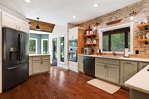 12234 Farm Road 195 - Photo 11