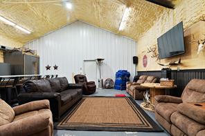 12234 Farm Road 195 - Photo 33