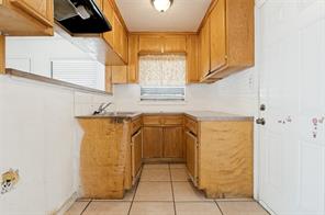 11515 Abston Lane - Photo 10