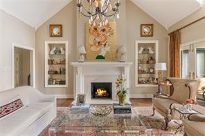 6347 Woodland Drive - Photo 5