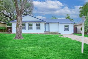 7325 Aberdeen Drive - Photo 1