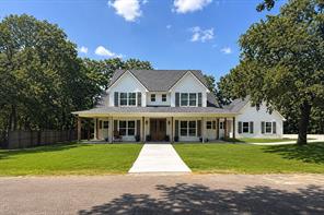 100 Hidden Oaks Drive - Photo 1