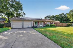 184 Oakhurst Drive - Photo 1