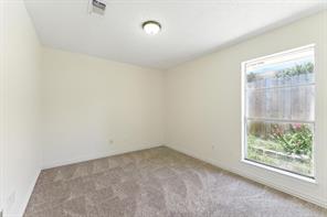 6905 W Cleburne Road - Photo 10
