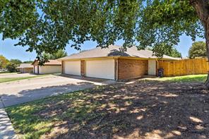 6905 W Cleburne Road - Photo 3