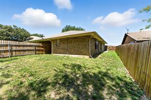 6905 W Cleburne Road - Photo 5