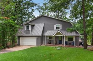 207 E Eldorado Drive - Photo 1
