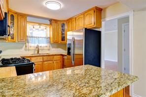 1110 Wade Hampton Street - Photo 10