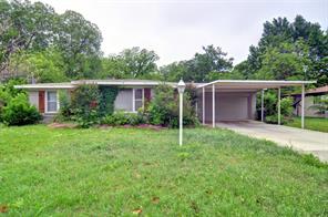 1110 Wade Hampton Street - Photo 2