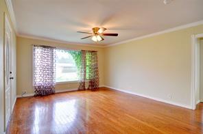 1110 Wade Hampton Street - Photo 4