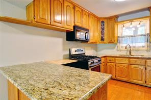 1110 Wade Hampton Street - Photo 9