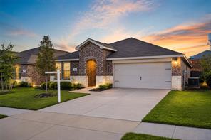 1221 Trevino Road - Photo 2