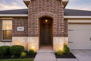 1221 Trevino Road - Photo 3