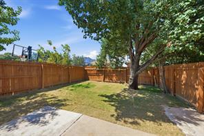 5228 Boxwood Lane - Photo 19