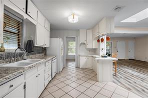 4513 Athens Avenue - Photo 7
