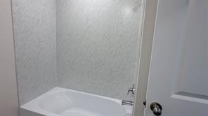621 Edge Hill Lane - Photo 16