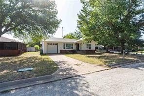 514 MCCONNELL Street - Photo 4