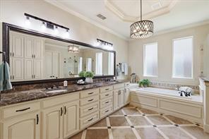 6076 Beacon Hill Drive - Photo 18