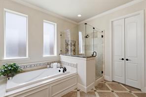 6076 Beacon Hill Drive - Photo 20