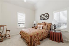 6076 Beacon Hill Drive - Photo 33