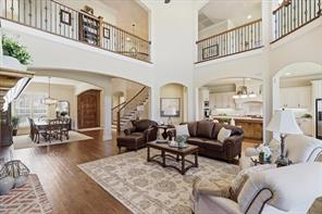 6076 Beacon Hill Drive - Photo 6