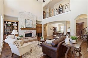 6076 Beacon Hill Drive - Photo 7