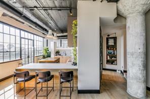 2220 Canton Street - Photo 4
